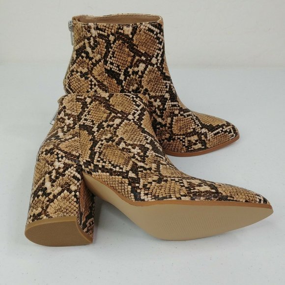 Steve Madden Women's Pointed Toe Block Heel Boot T - Picture 5 of 12